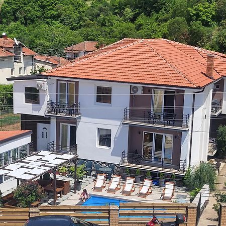 Villa Pegasus Pestani أوهغيد المظهر الخارجي الصورة